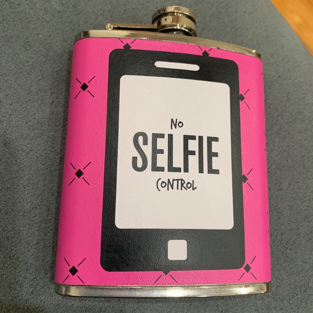 Pink Flask No Selfie Control